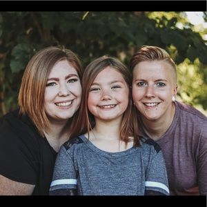 Meet your Posher, Teddi